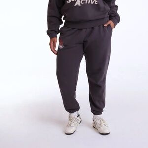 SET Active Road Trip Merch Heavy Weight Sweats